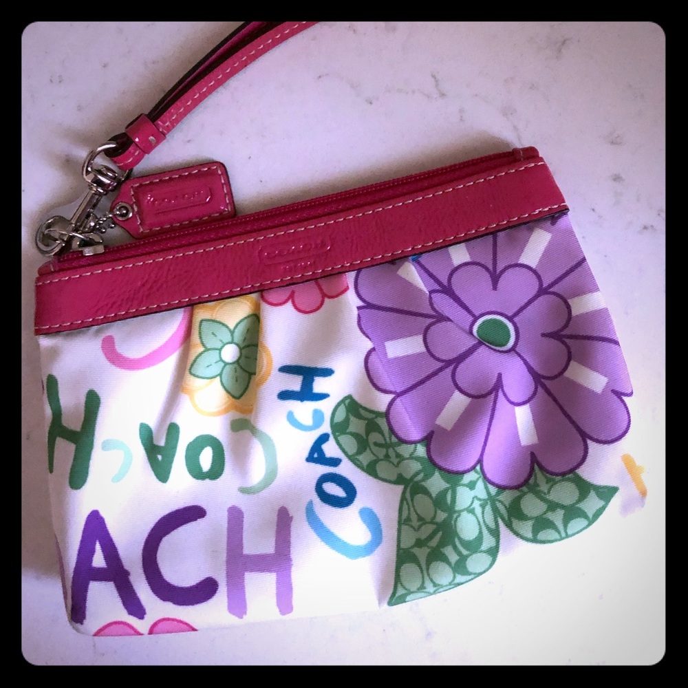 Coach Poppy Wristlet